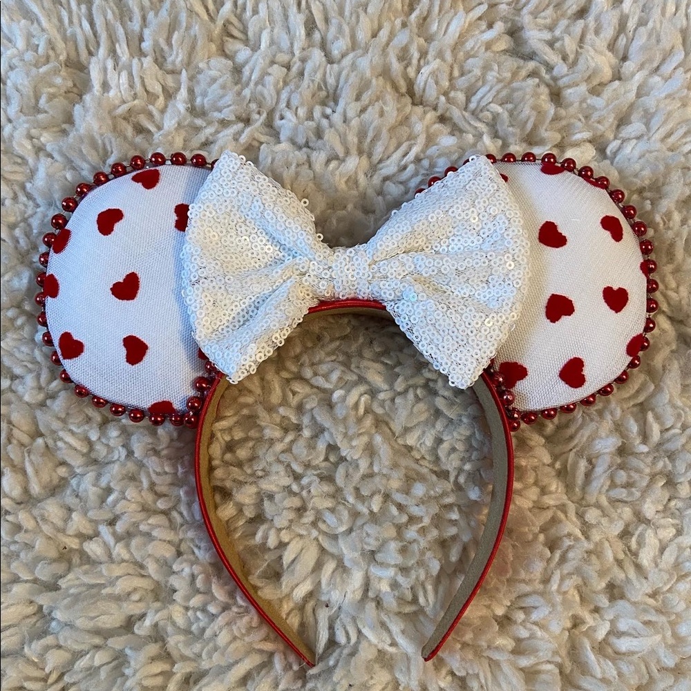 Valentine’s Day Minnie Ears